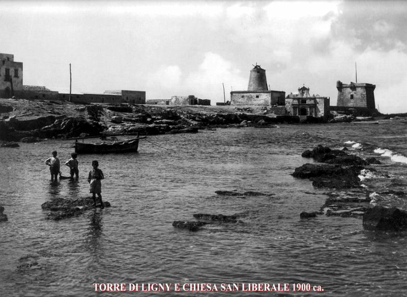 Vecchia Trapani 174 - Trapani - Torre Ligny e Chiesa San Liberale - anno 1900.jpg